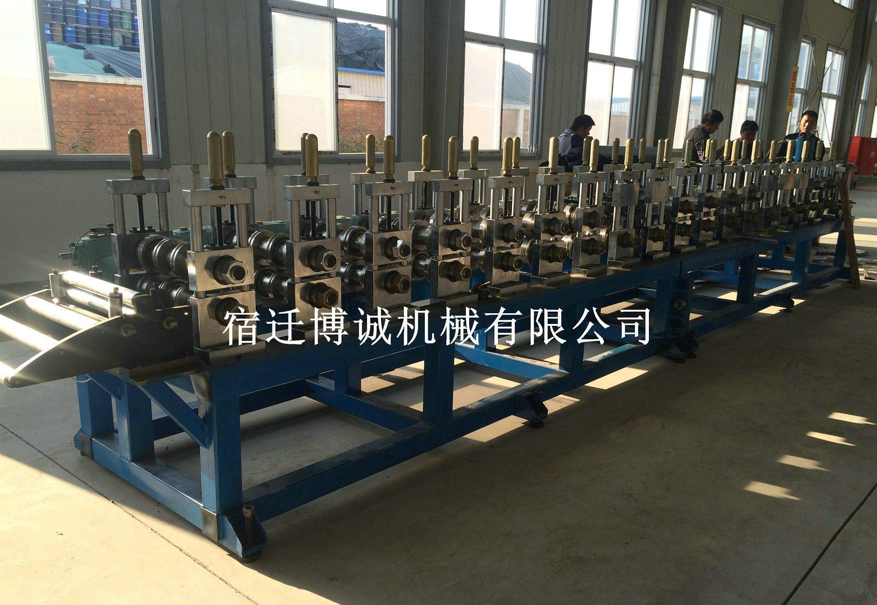 金屬防盜門門框冷彎成型機(jī) 金屬防盜門門框生產(chǎn)設(shè)備 宿遷博誠(chéng)
