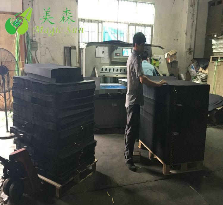 黑卡紙廠家 批發直銷350G單面透心黑卡紙 做禮盒、手袋用