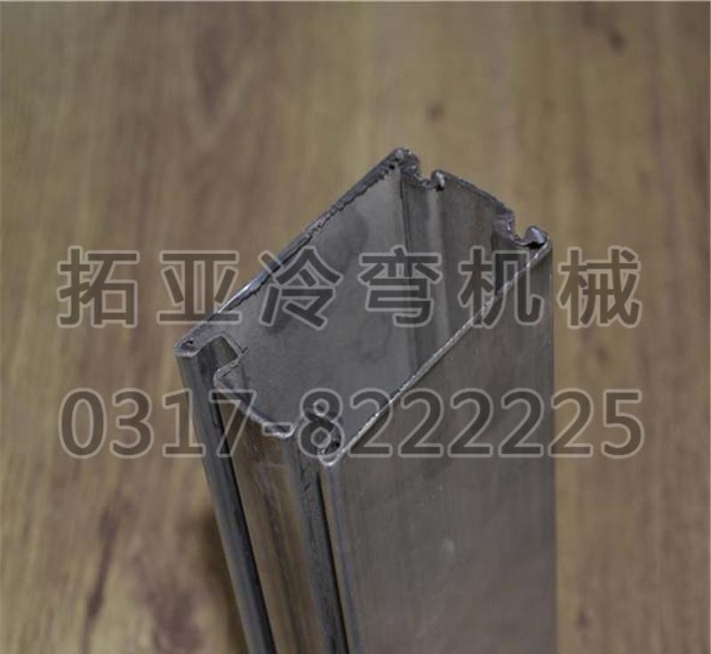 推拉玻璃門邊框壓型機械 肯德基門框成型機 雙開門歐式門框設備